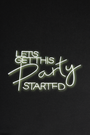 LED Neonschild "Let's Get The Party Started" (145) – Mit Fernbedienung – Perfekte Dekoration für Partystimmung